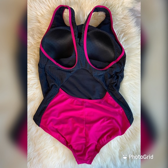 NIKE Hydralock Sculpt Mesh Racerback One Pc Swimsuit Black/Pink L - Picture 3 of 10